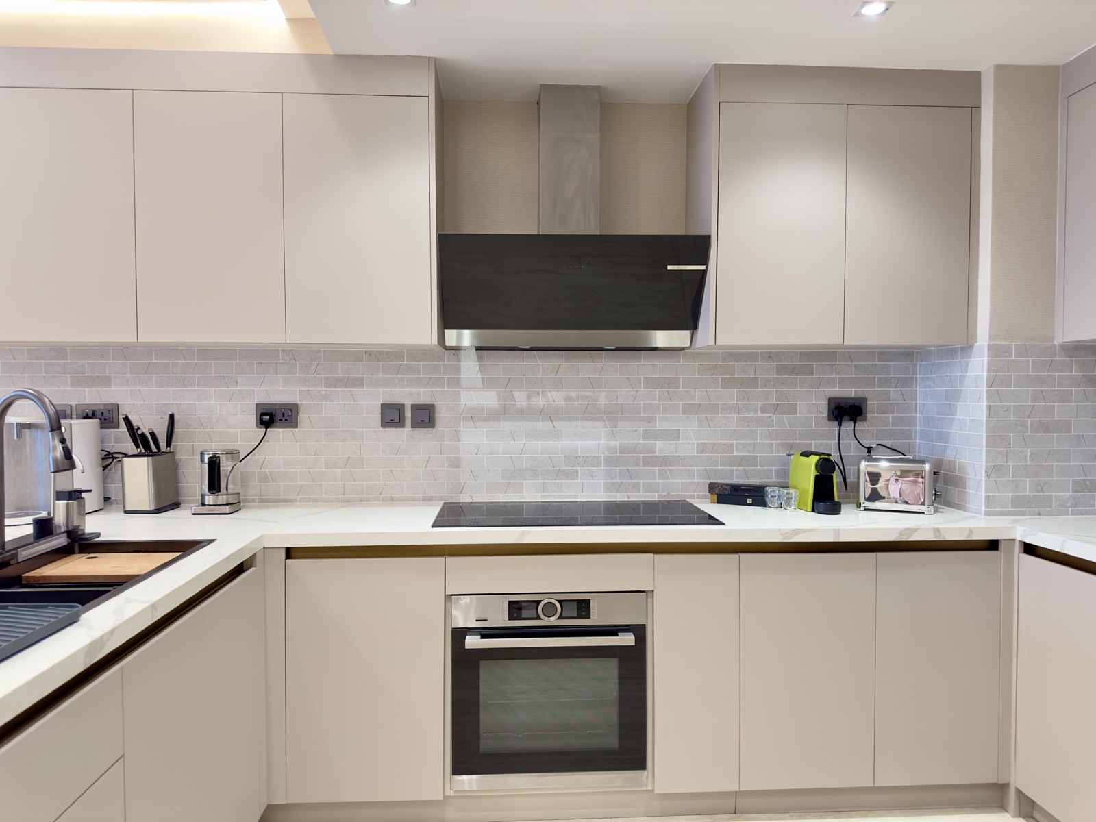 Luxury 1BR Palm View - 12
