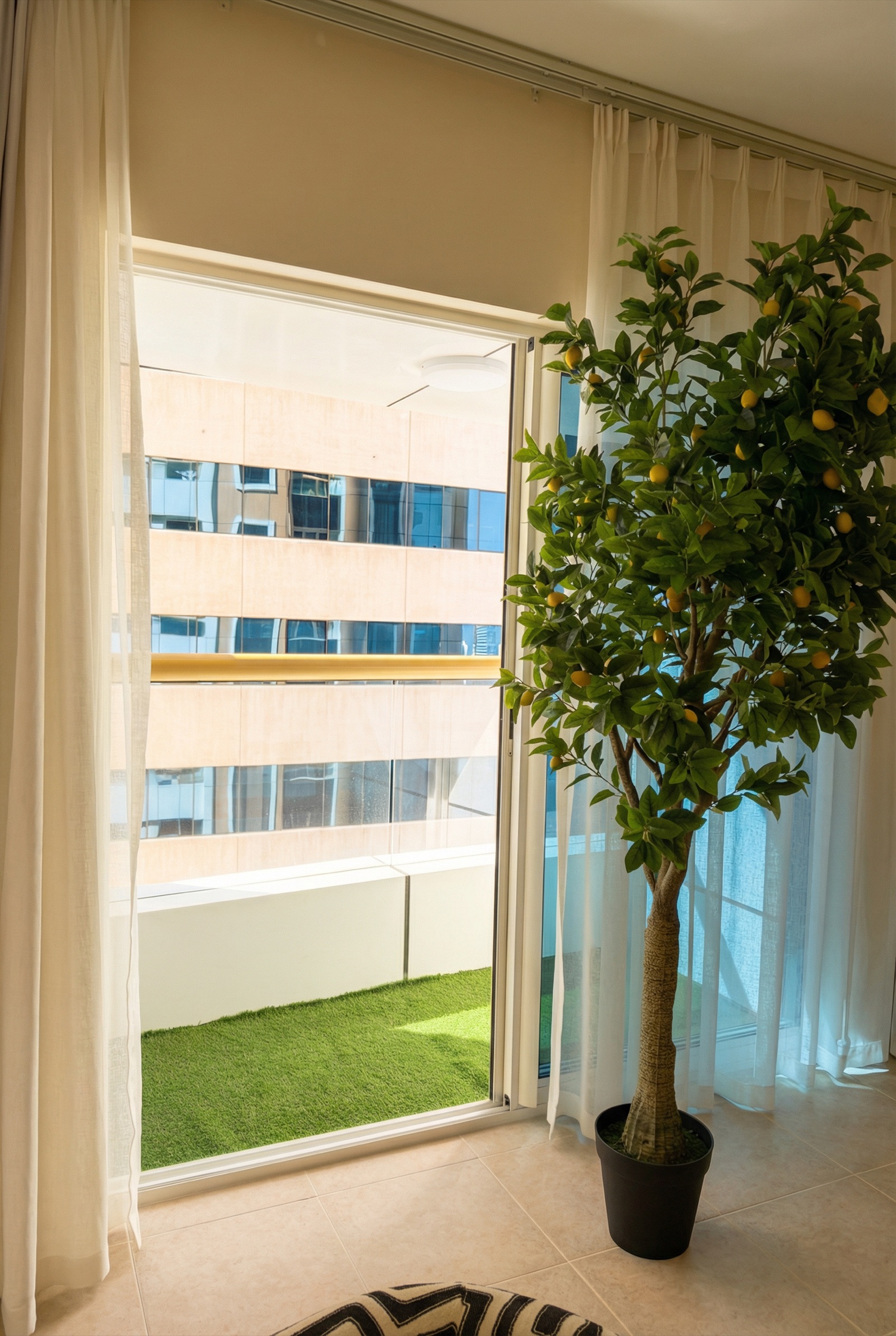 High Floor 1BR - 9
