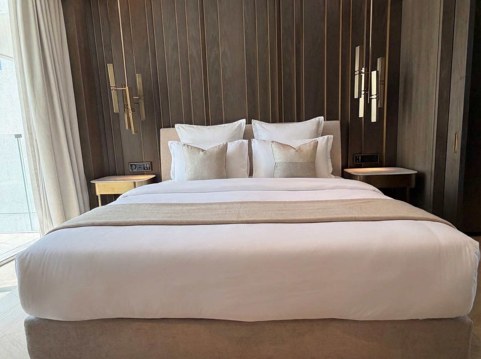 FIVE Residences 2BR - 10