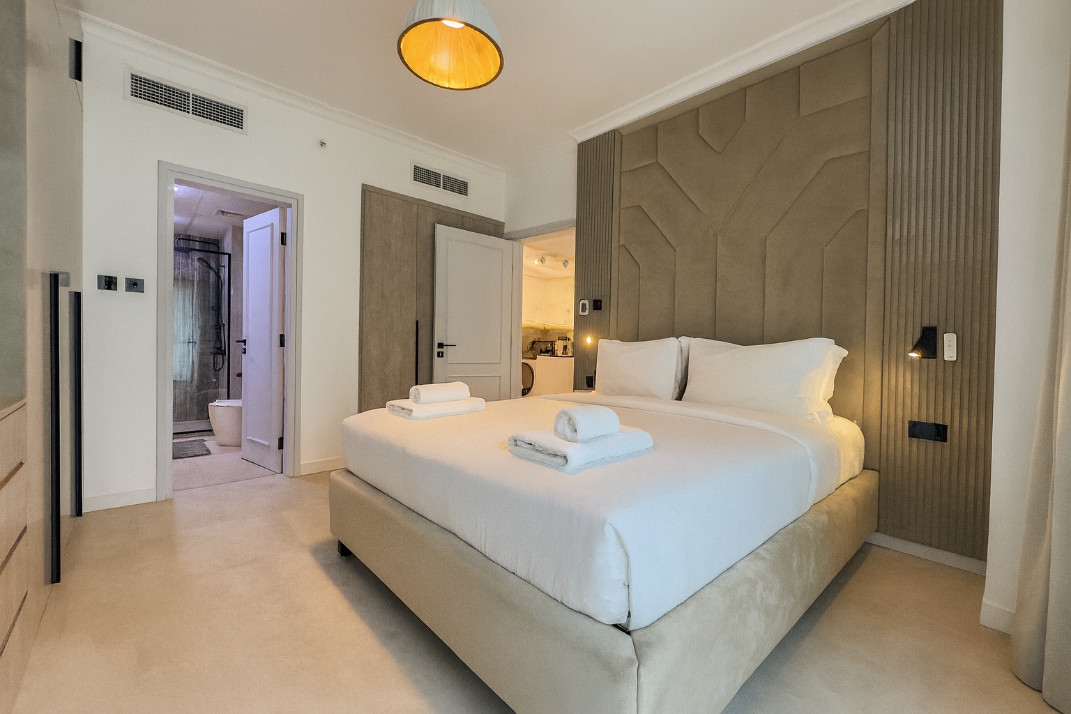 Stylish & Cozy 1BR - 14